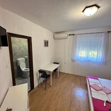 Rooms Anita Sibinj Sibinj Krmpotski Esterno foto